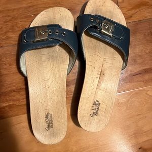 Dr. Scholls Classic Wooden Leather Slide Sandals